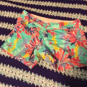 Trippin and Sippin Lilly Pulitzer Shorts Size 2